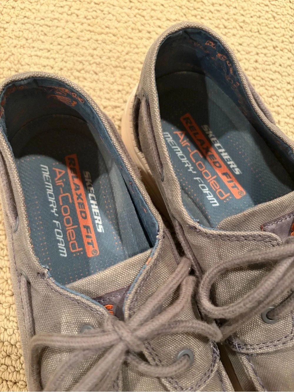 Skechers Men's Gray Canvas Boat Shoes size 11